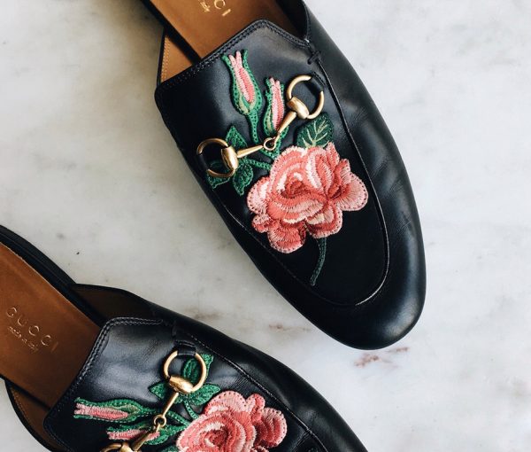 Embroidered Shoes: Los bordados también se tomaron los zapatos